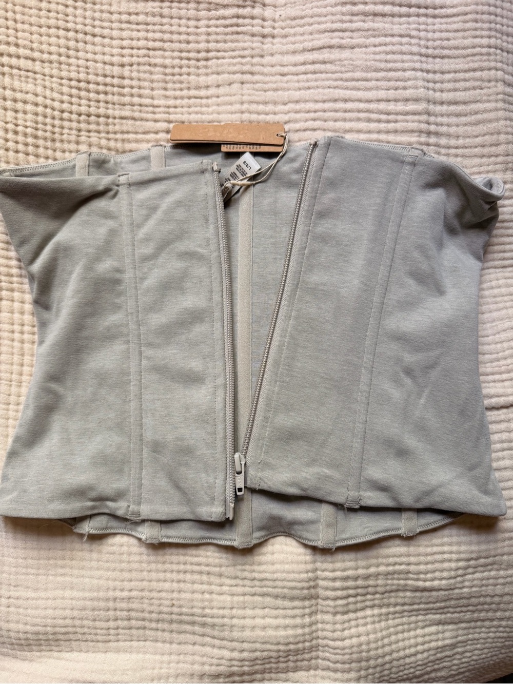 SKIMS Strapless Corset Crop Top — Sage Green - Picture 2 of 3